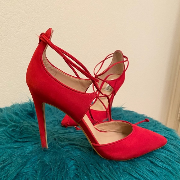 Roebella Red Suede Steve Madden Pumps Pointed Toe - Picture 1 of 8